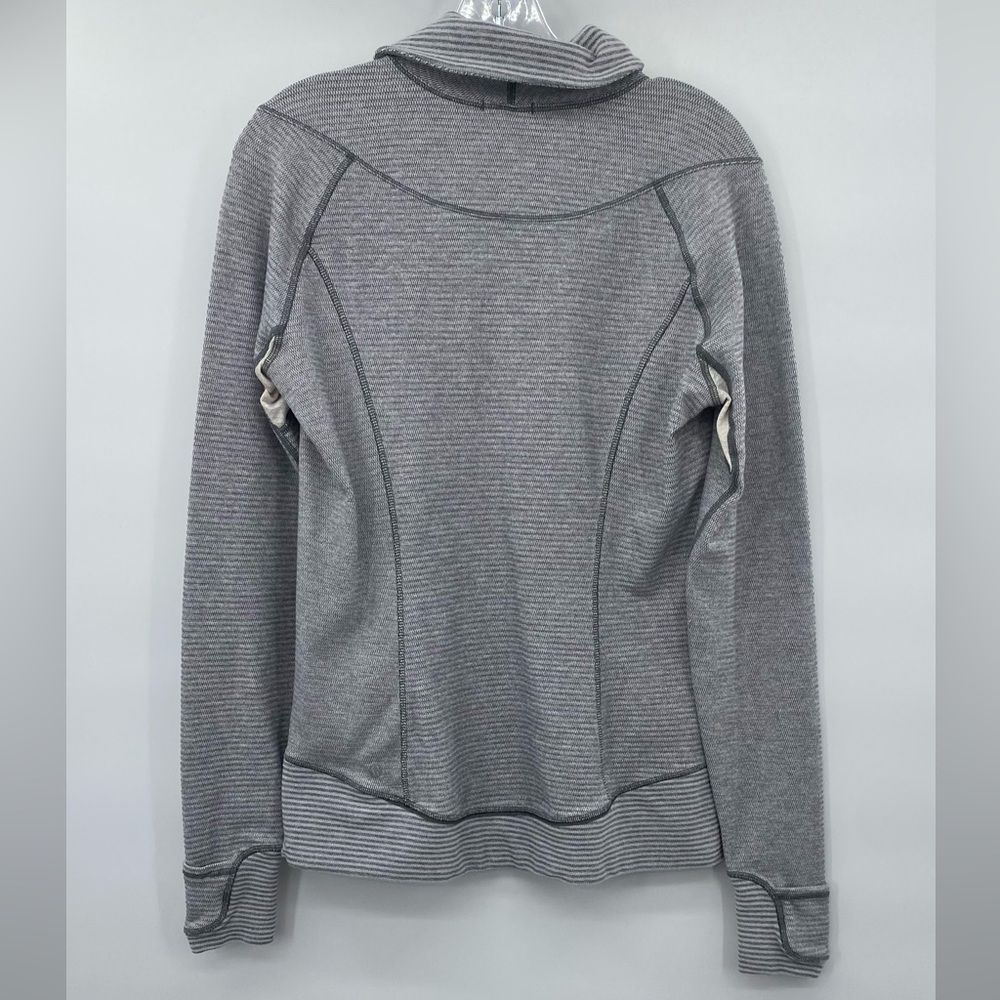 Lululemon Think Fast gray pullover size 10 - Picture 5 of 8
